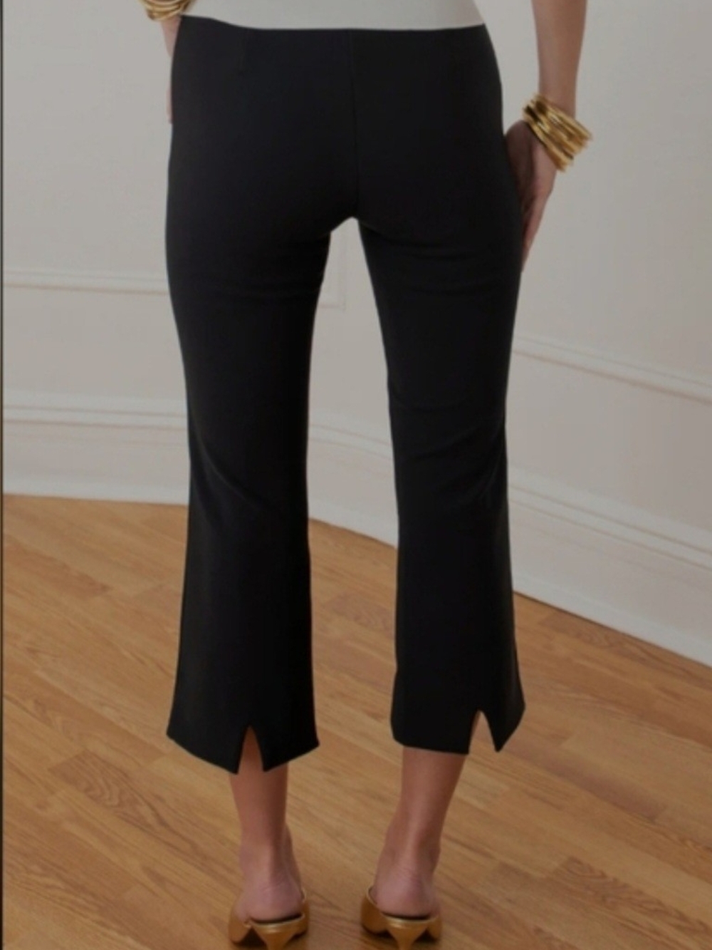 Orseund Iris Black Cropped Flare Capris - Picture 2 of 3